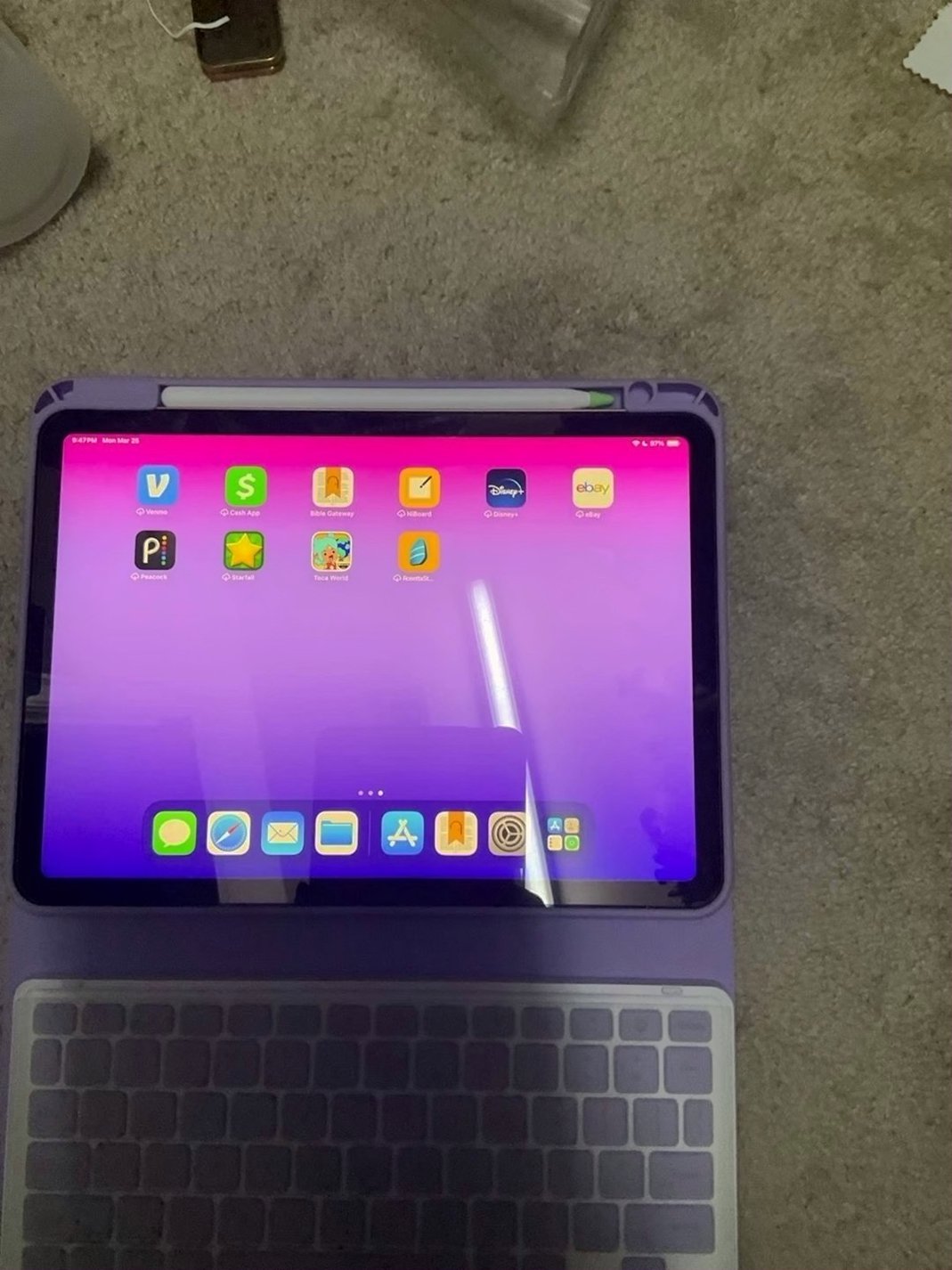 Apple iPad Air 5th Generation 64GB Pink Unlocked - Used image 2