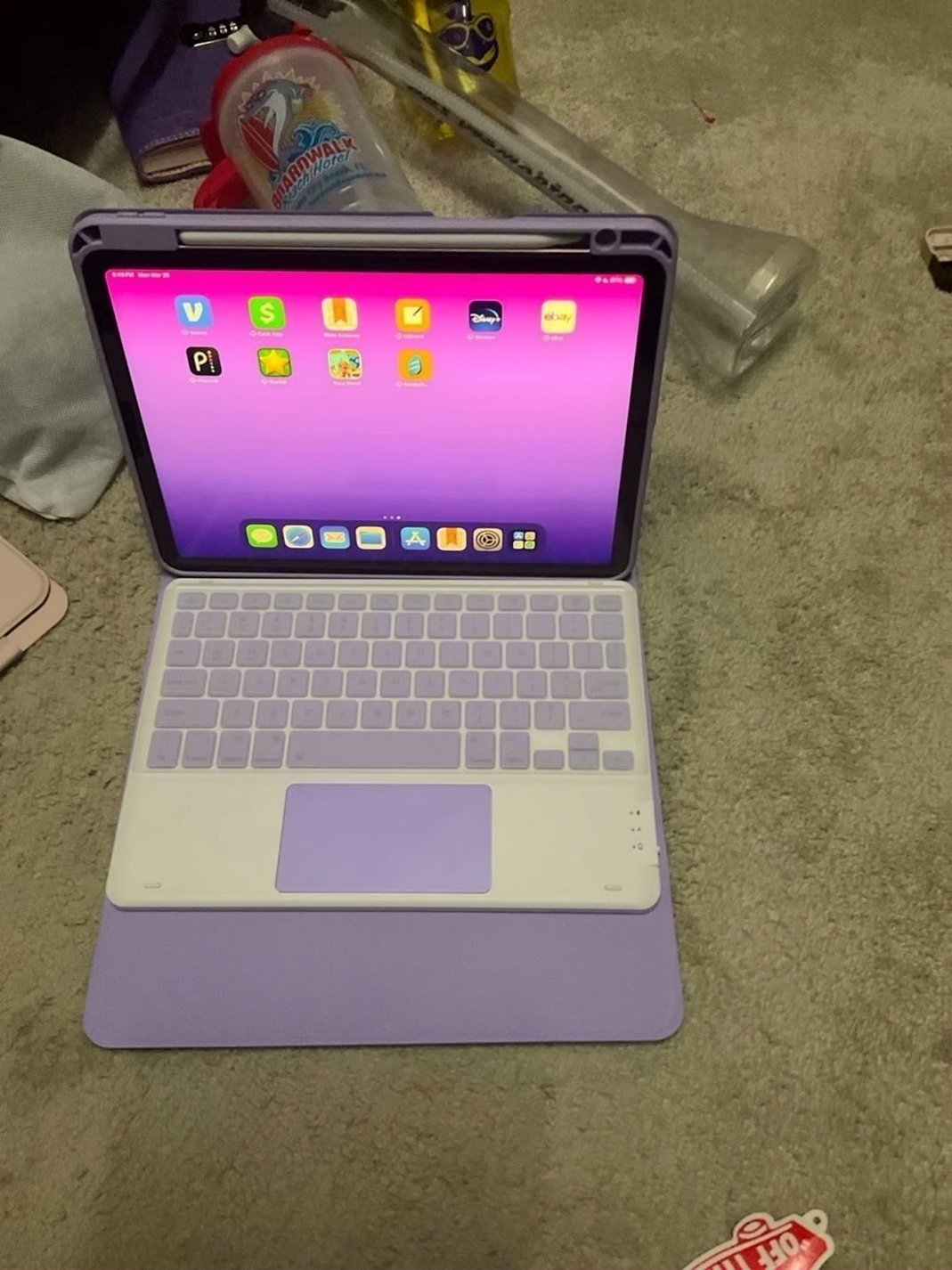 Apple iPad Air 5th Generation 64GB Pink Unlocked - Used image 3