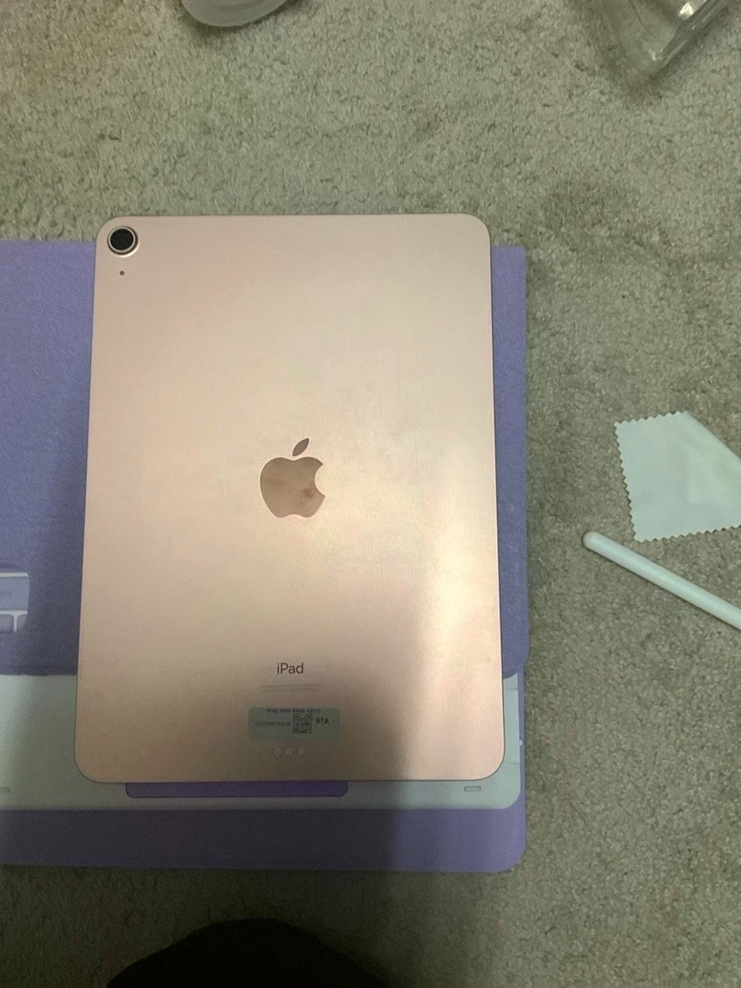 Apple iPad Air 5th Generation 64GB Pink Unlocked - Used image 5