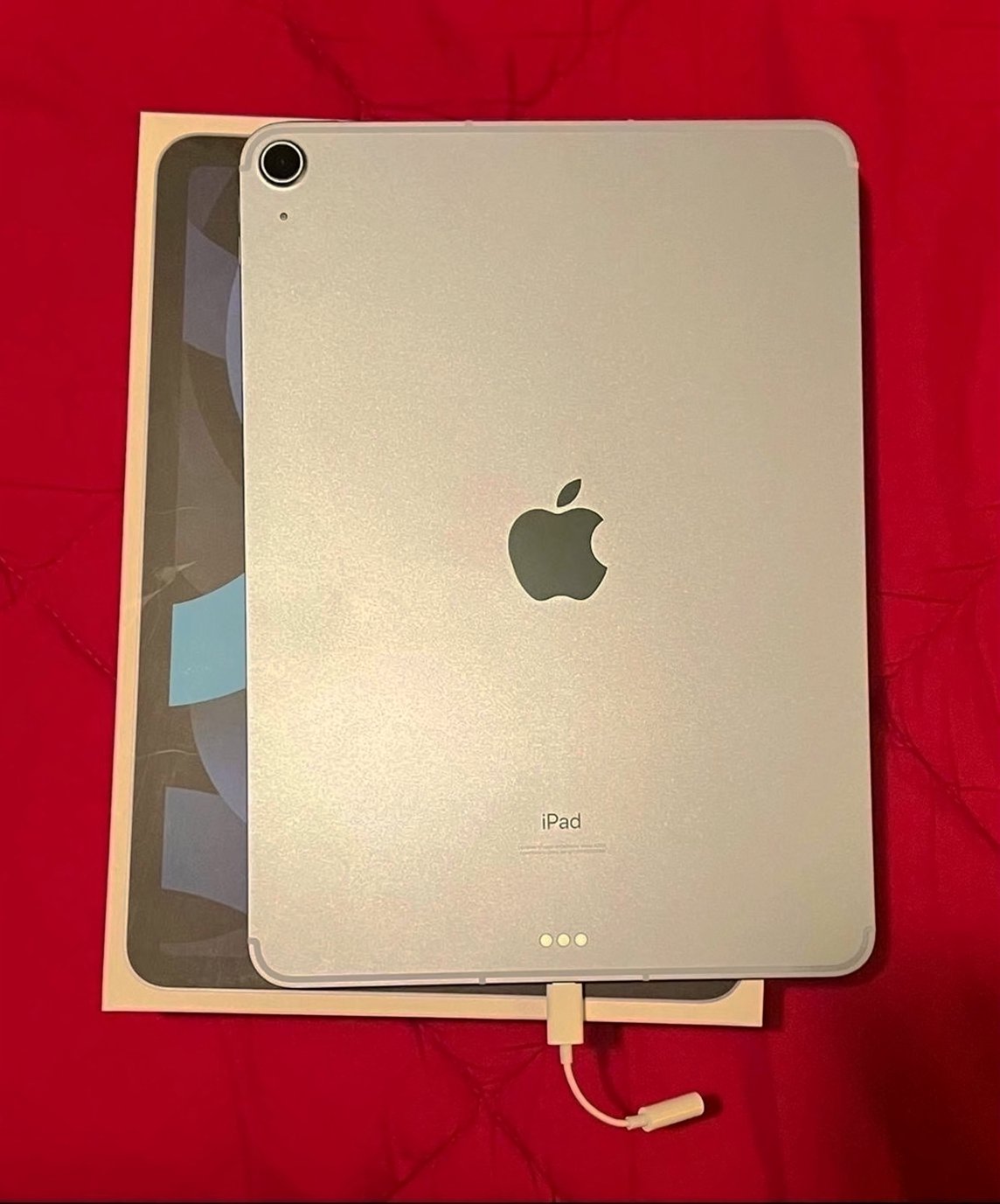 Apple iPad Air 4th Gen 256GB Sky Blue Unlocked - Used image 2