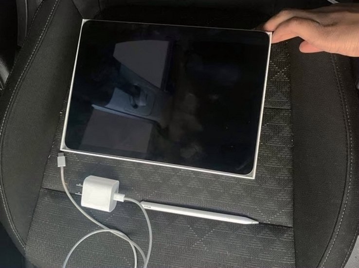 Apple iPad Air 4th Generation 64GB Space Gray Unlocked - Used image 4