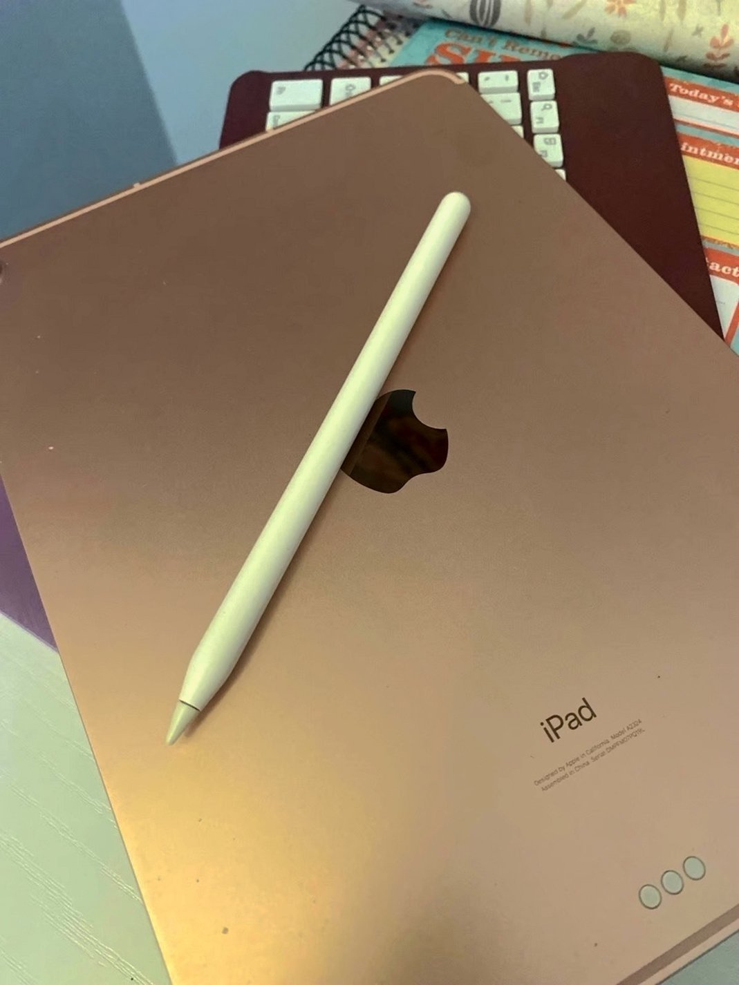 Apple iPad Air 4th Generation 256GB Rose Gold Unlocked - Used image 5