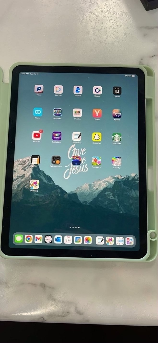 Apple iPad Air 4th Generation 64GB Space Gray Unlocked - Used image 5