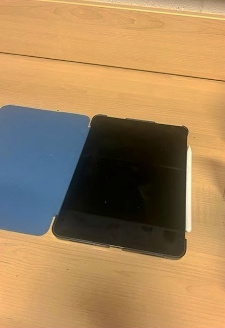 Apple iPad Air 5th Generation 64GB Space Gray Unlocked - Used