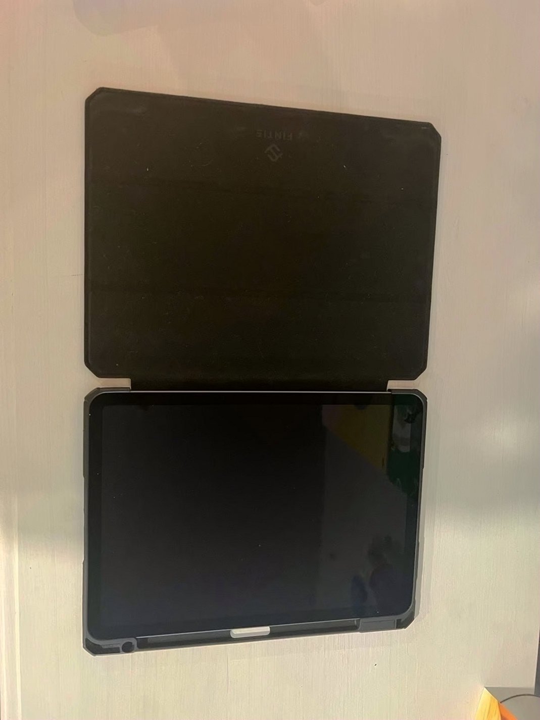 Apple iPad Air 4th Generation 64GB Space Gray Unlocked - Used