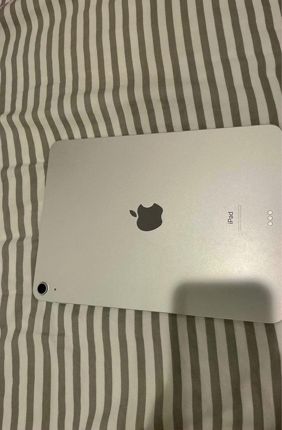 Apple iPad Air 4th Generation 64GB Space Gray Unlocked - Used