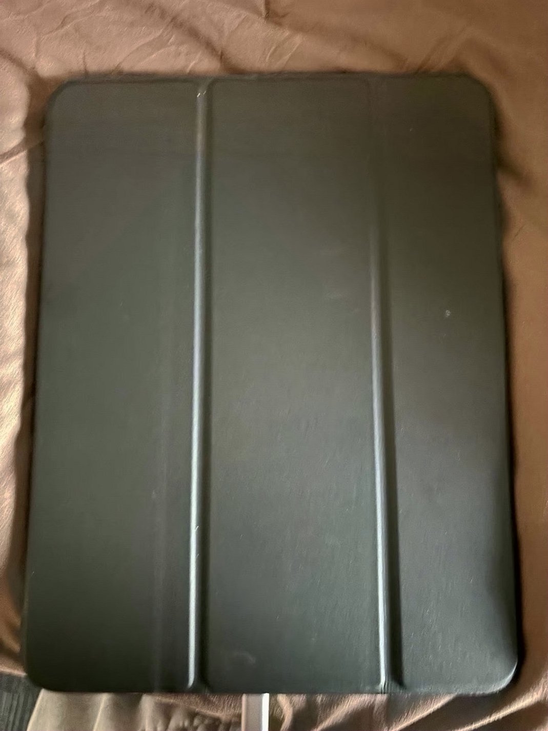 Apple iPad Air 5th Generation 64GB Rose Gold Unlocked - Used image 3