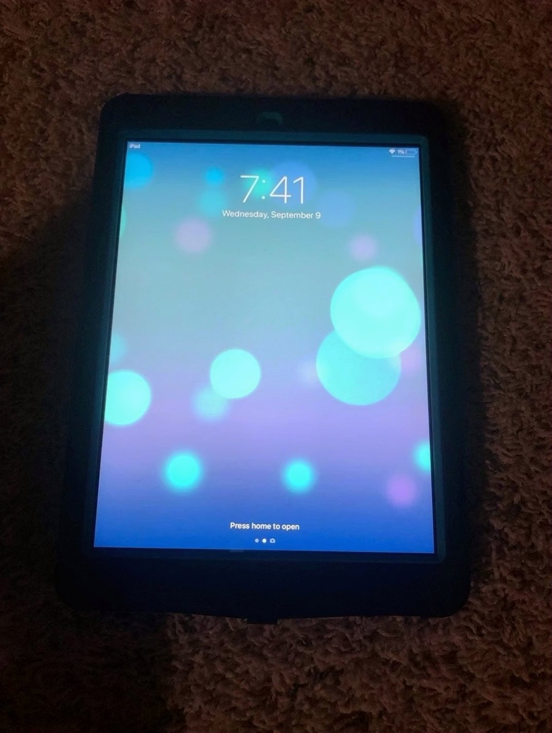 Apple iPad Air 3F71 16GB Silver Unlocked - Used