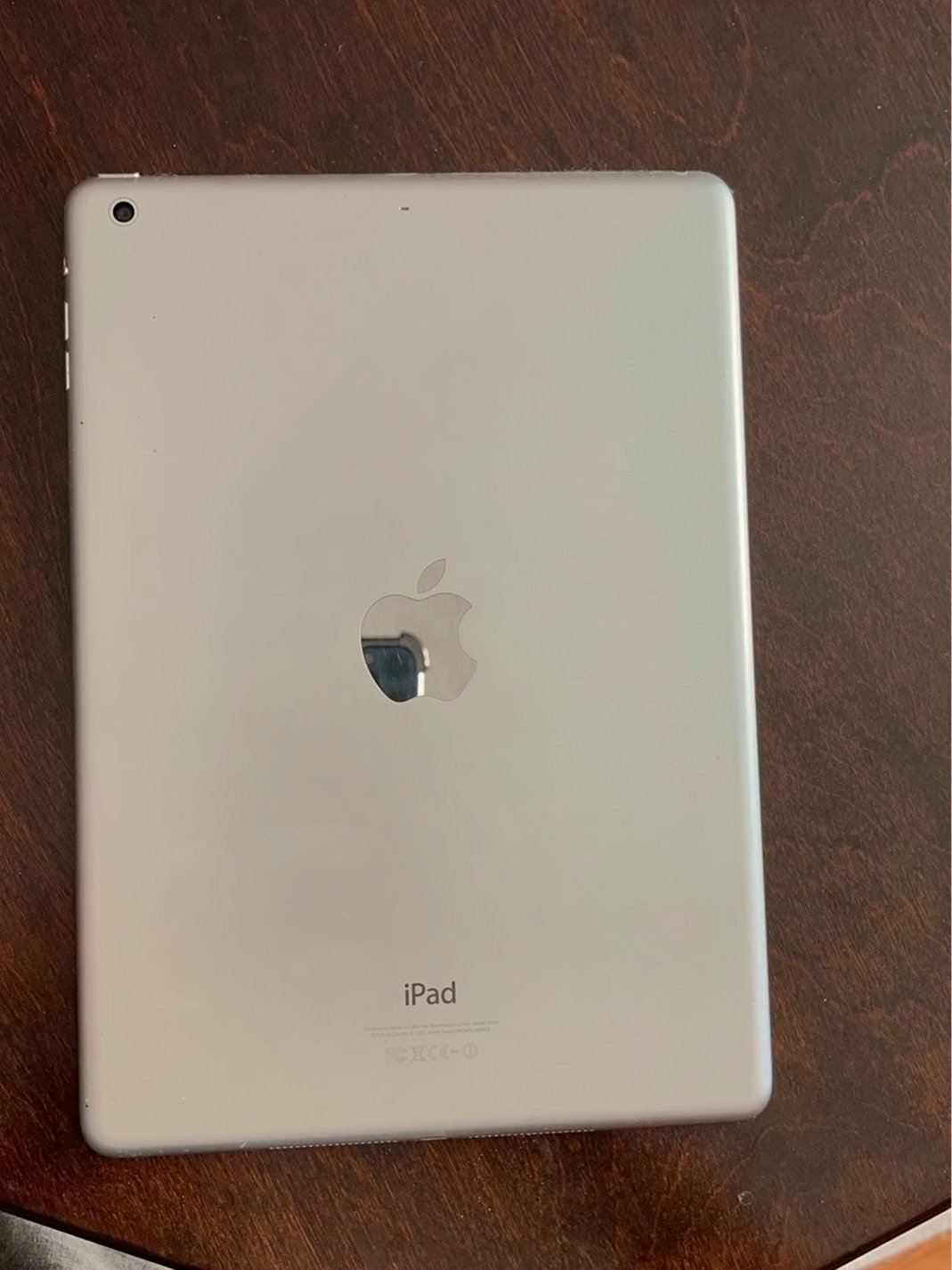 Apple iPad Air 2S71 64GB Silver Unlocked - Used image 2