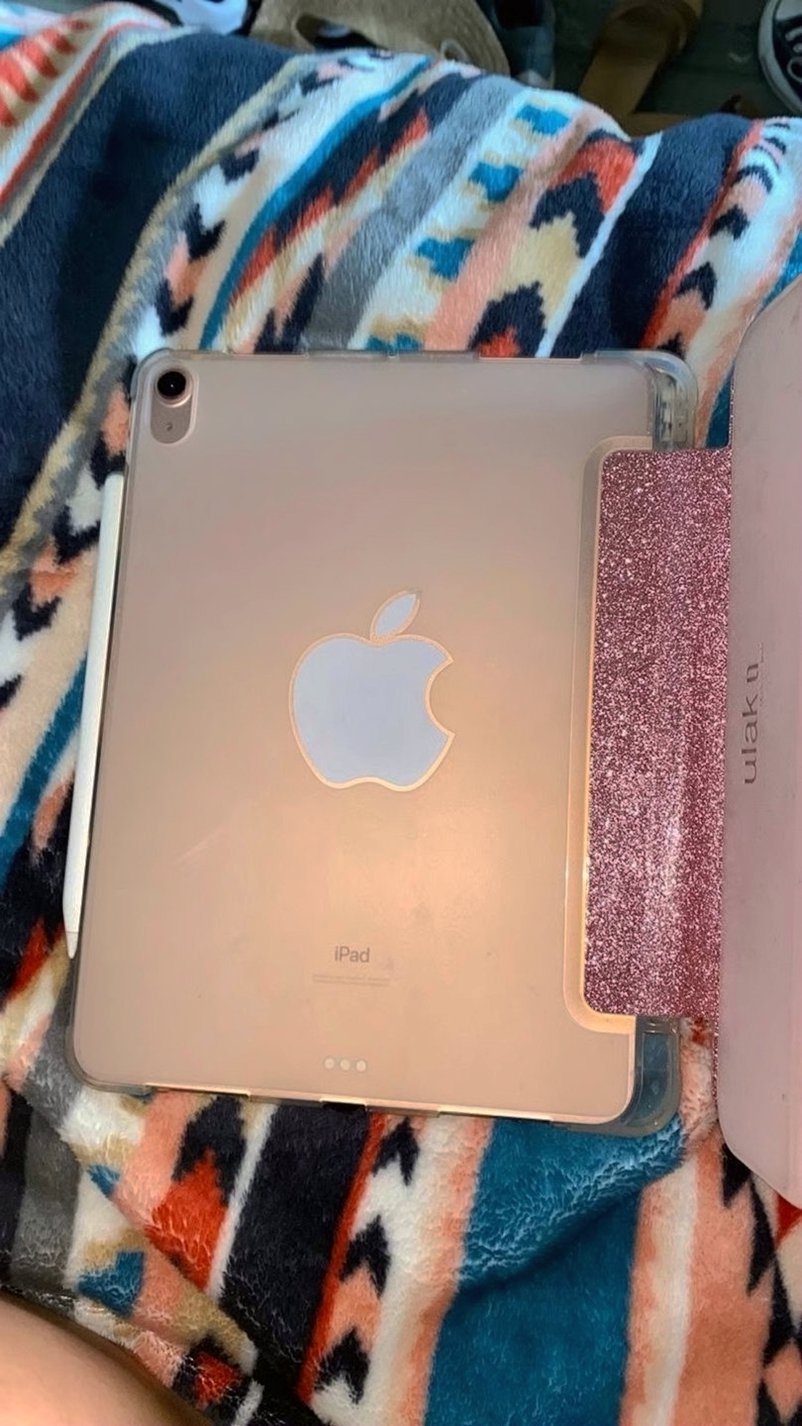 Apple iPad Air 4th Generation 64GB Rose Gold Unlocked - Used image 3
