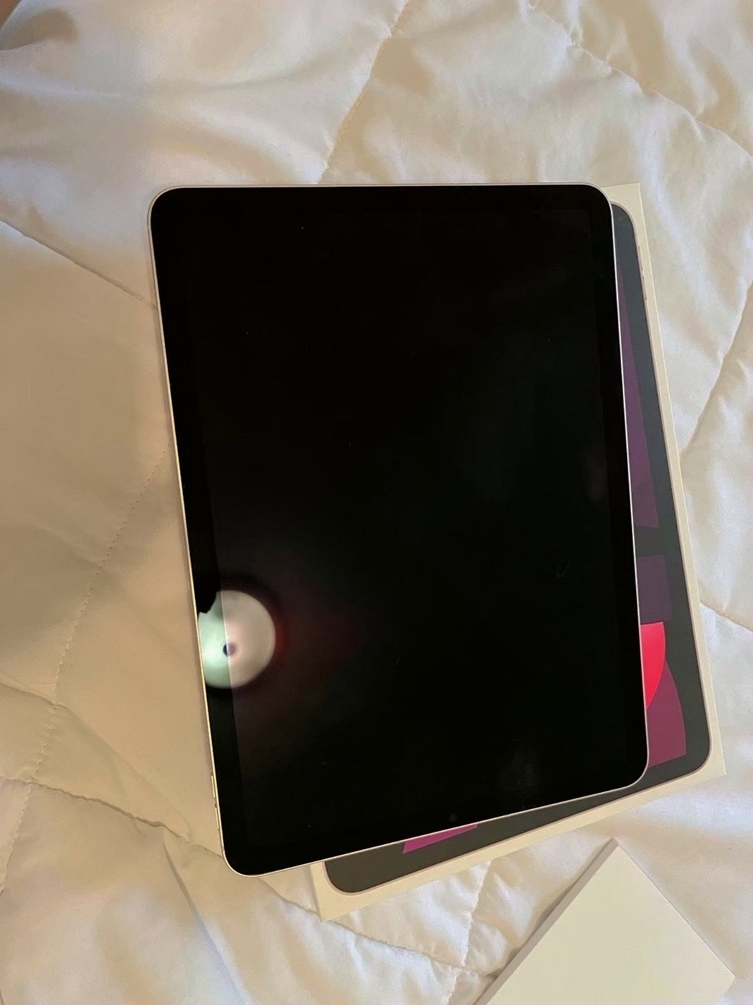 Apple iPad Air 5th Generation 64GB Space Gray Unlocked - Used
