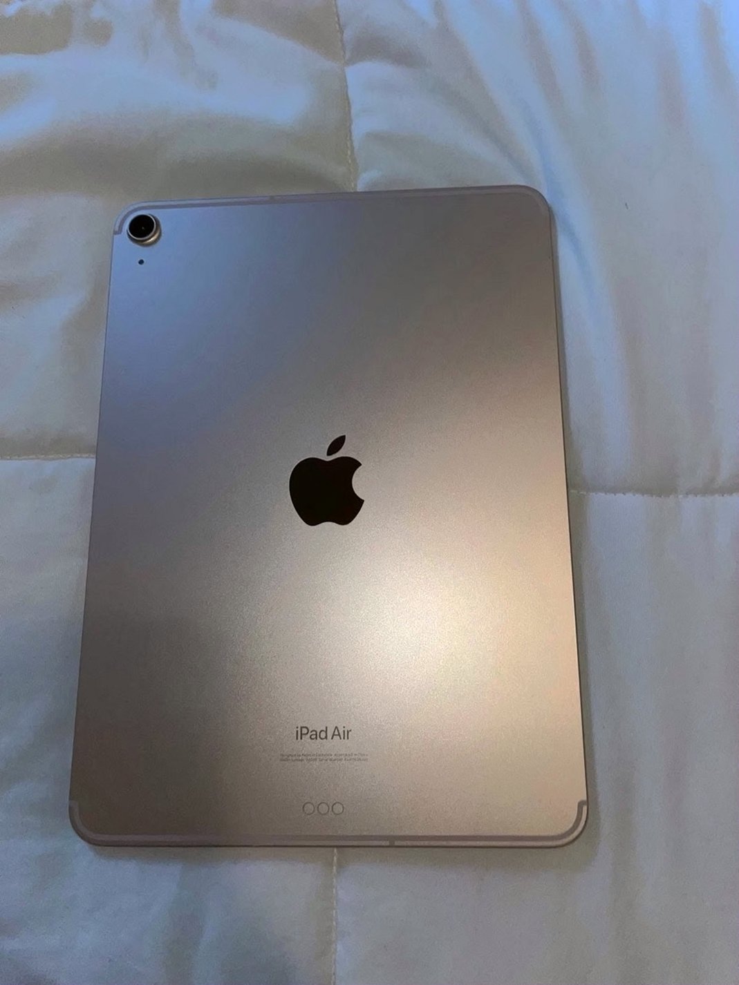 Apple iPad Air 5th Generation 64GB Space Gray Unlocked - Used image 2