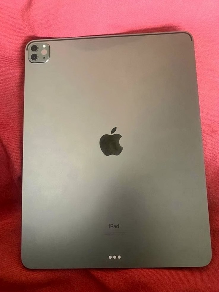 Apple iPad Air 4th Generation 512GB Smoke Grey Unlocked - Used image 4