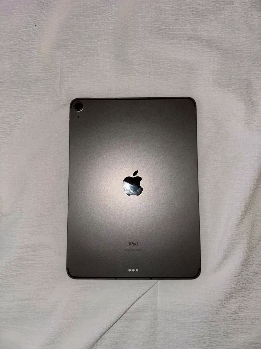 Apple iPad Air 4th Generation 64GB Space Gray Unlocked - Used image 2