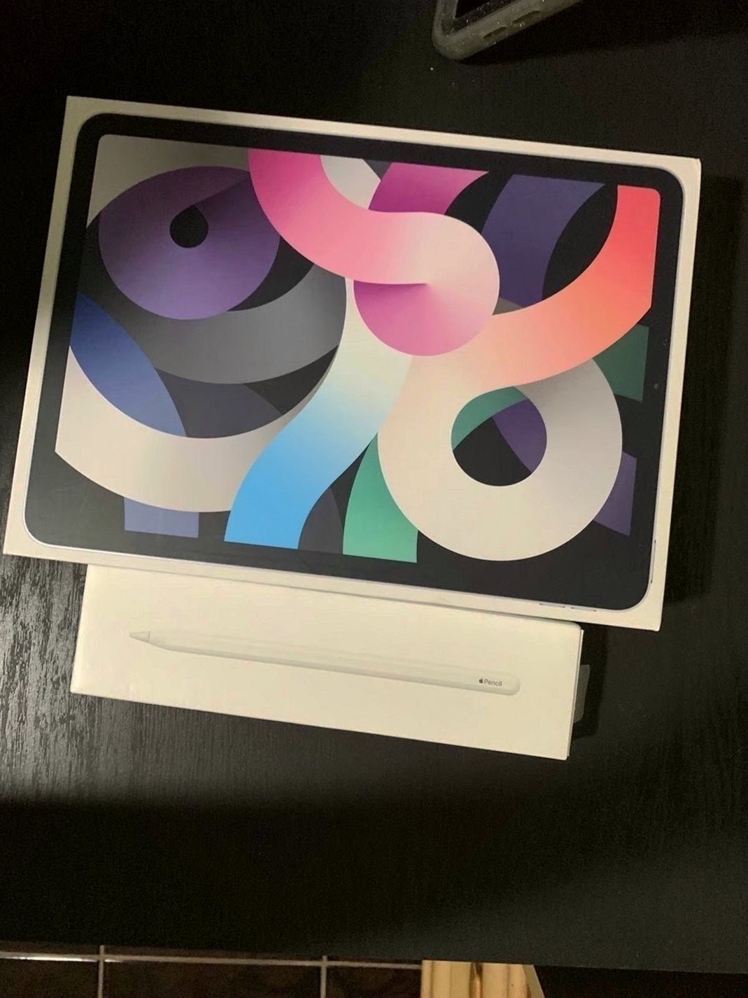 Apple iPad Air 4th Generation 256GB Space Gray Unlocked - Used image 2