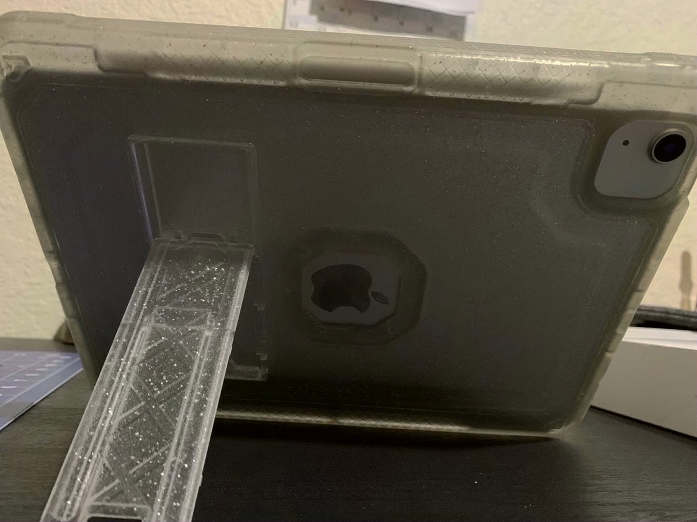Apple iPad Air 4th Generation 256GB Space Gray Unlocked - Used image 5