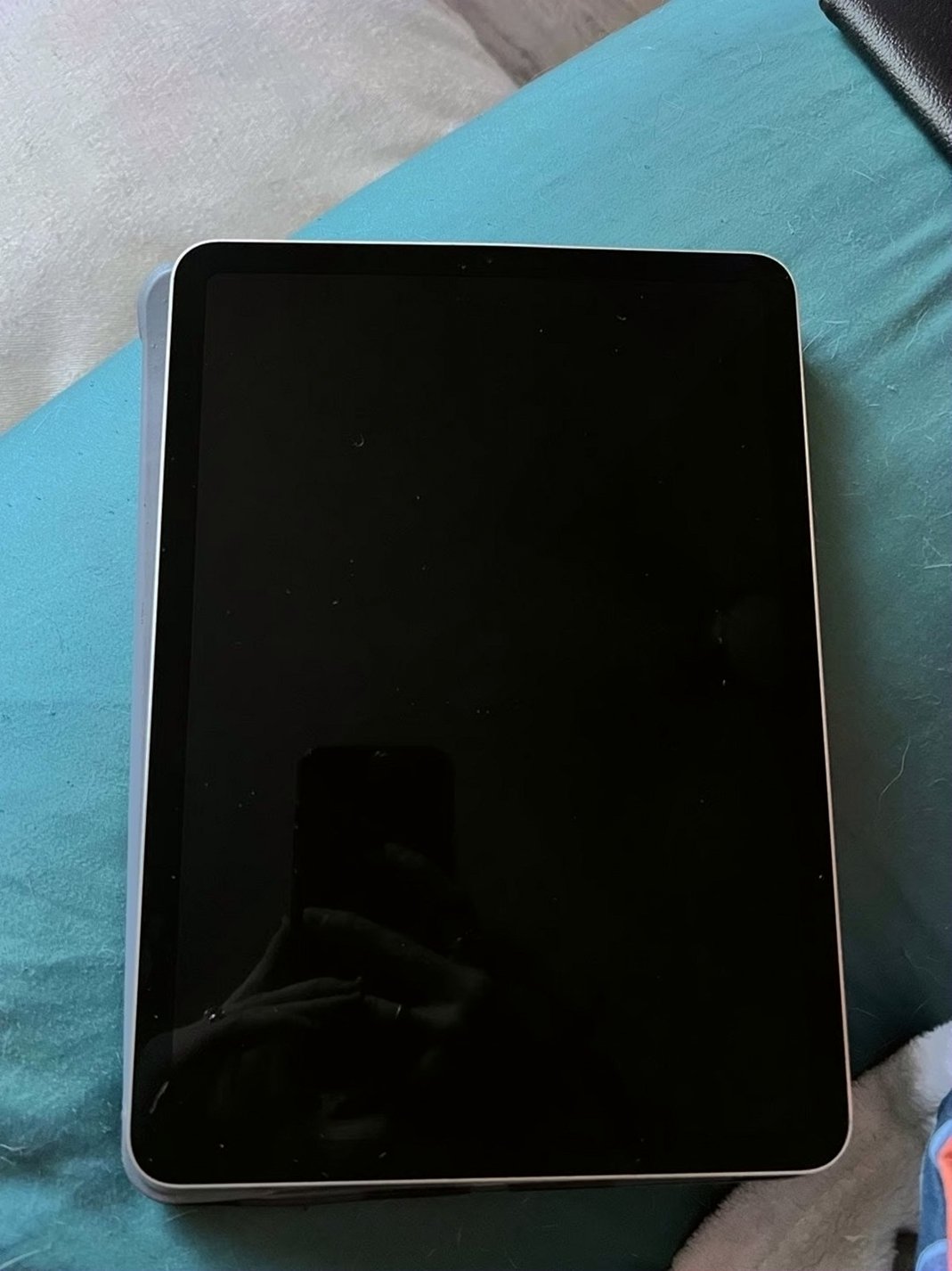 Apple iPad Air 4th Generation 256GB Space Gray Unlocked - Used image 2