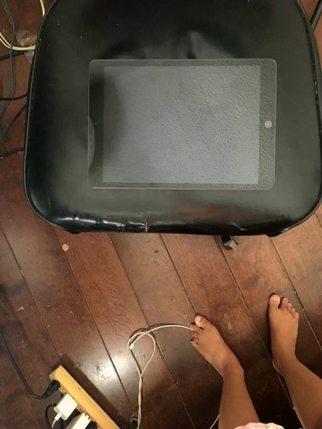 Apple iPad Air 10.2 Inch 256GB Unlocked - Used