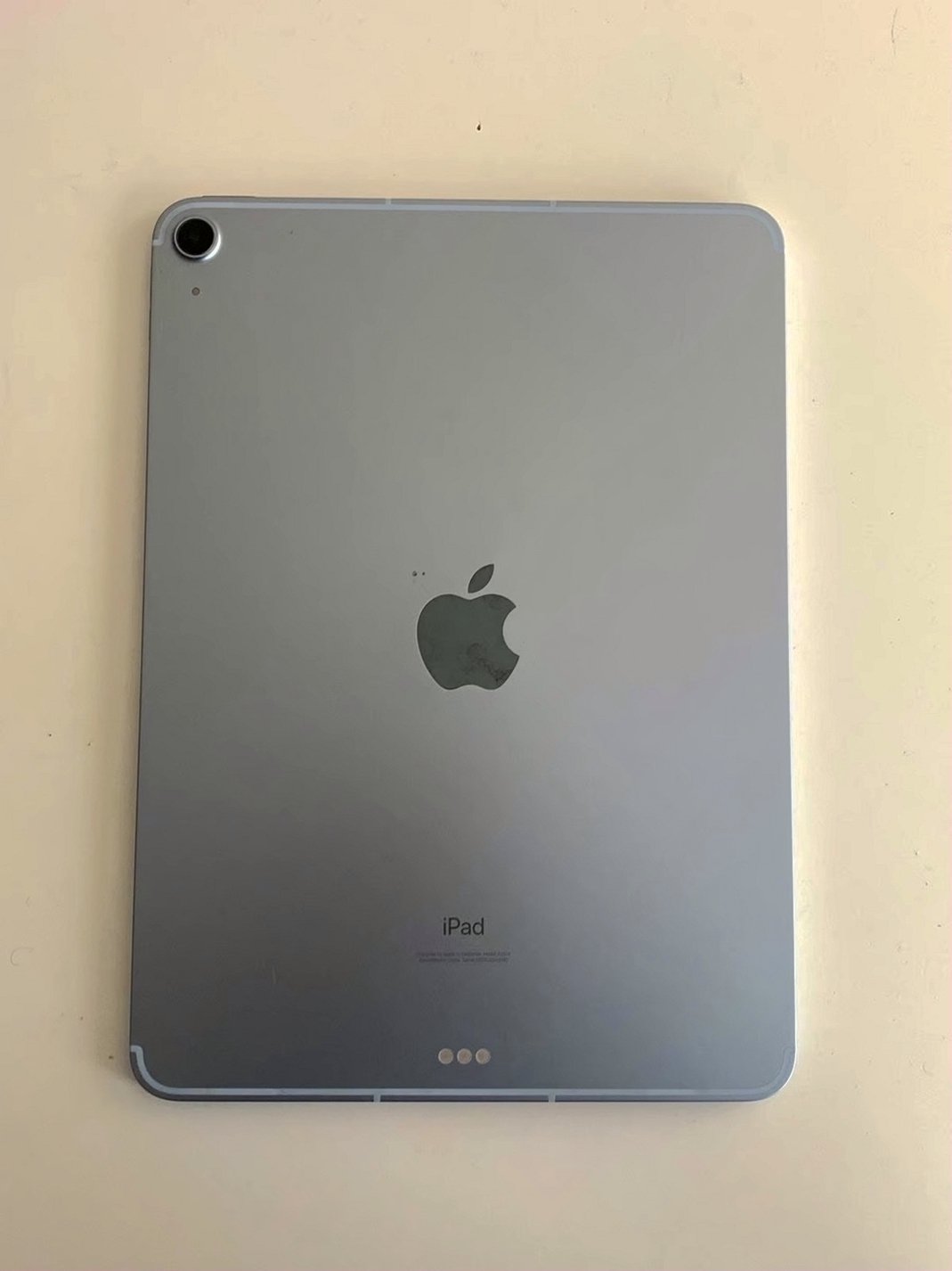 Apple iPad Air 4th Generation 64GB Space Gray Unlocked - Used