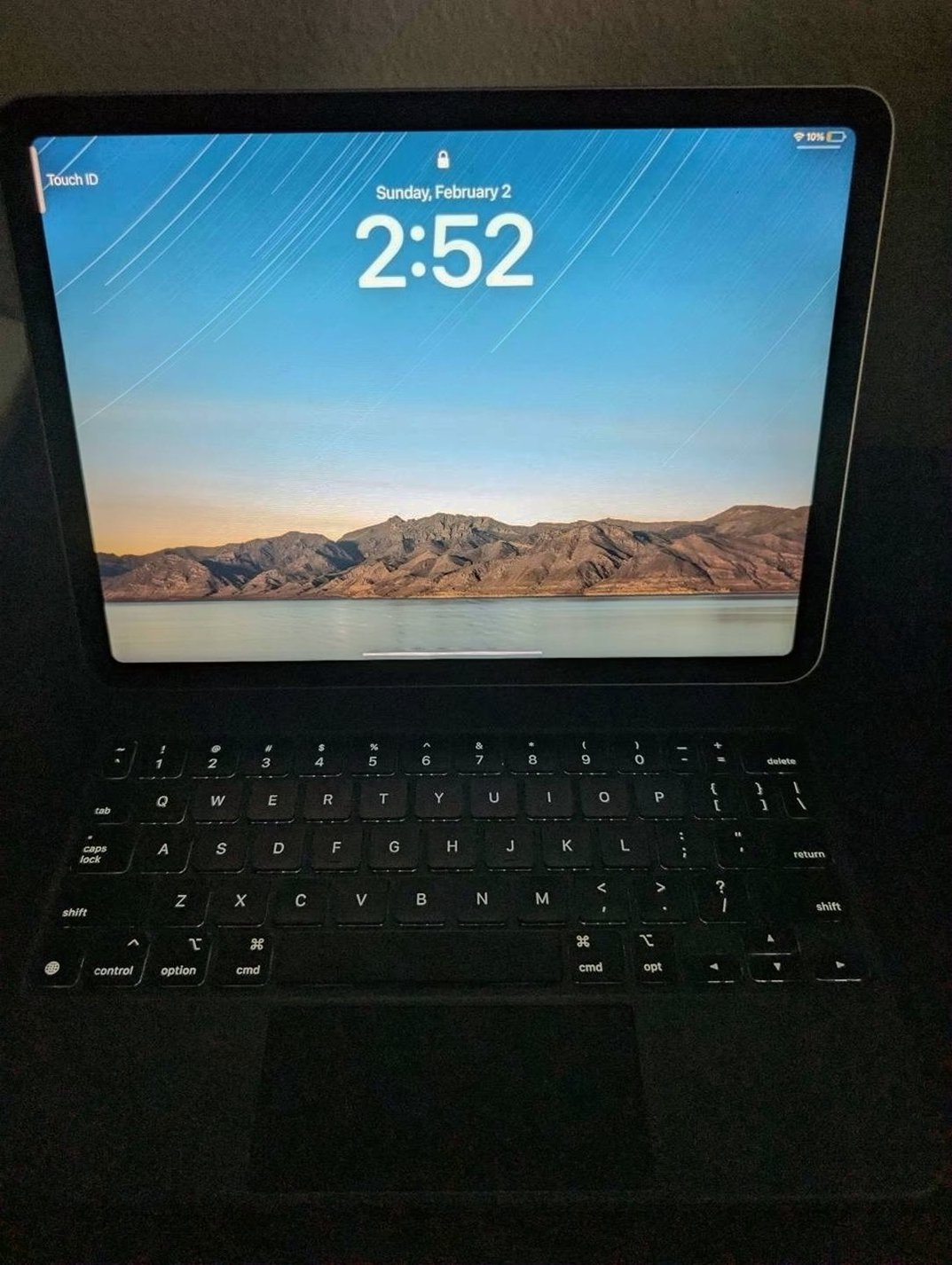 Apple iPad Air 6 M2 64GB Space Gray Unlocked - Used image 3