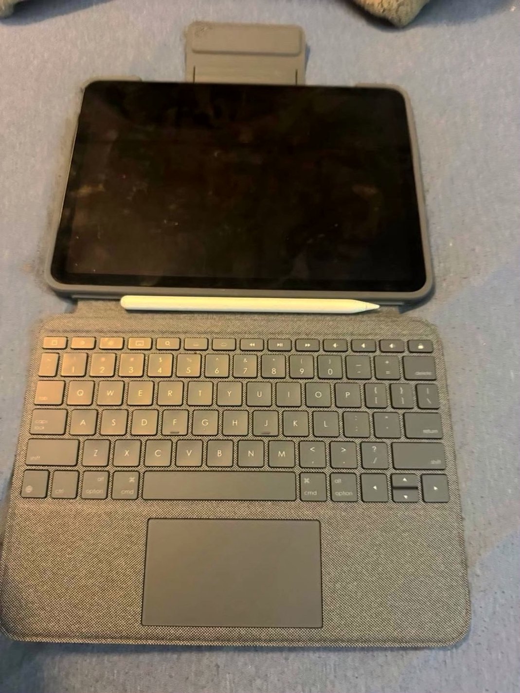 Apple iPad Air 4th Gen 64GB Space Gray Unlocked - Used