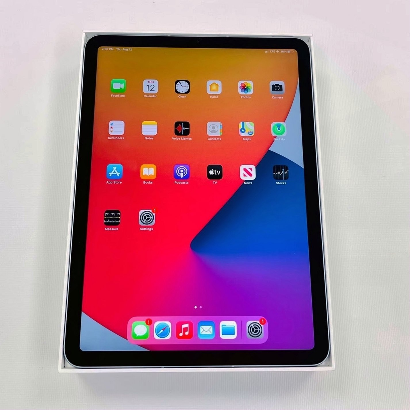 Apple iPad Air 4th 64GB Space Gray Unlocked - Used