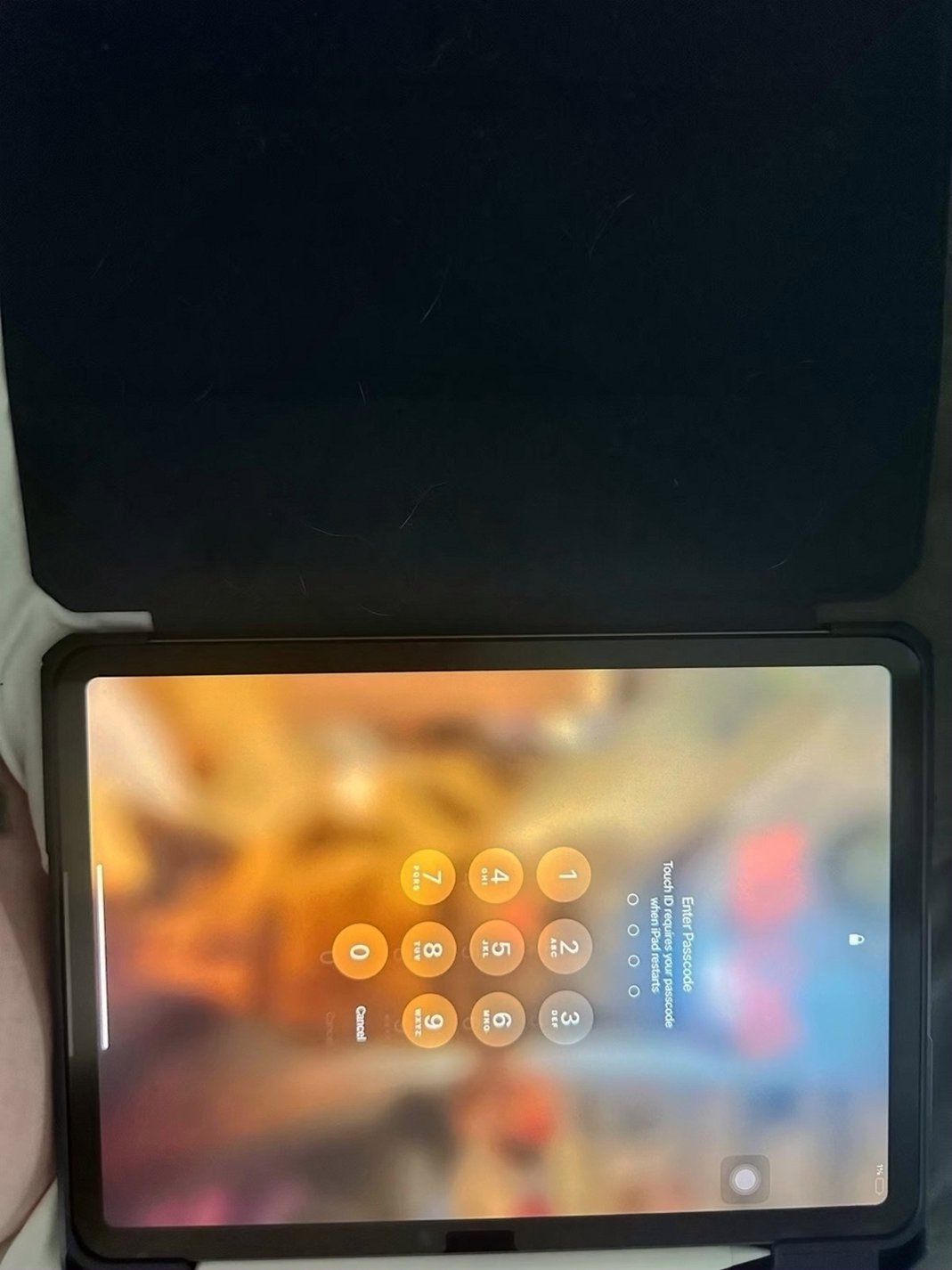 Apple iPad Air 2020 64GB Space Gray Unlocked - Used