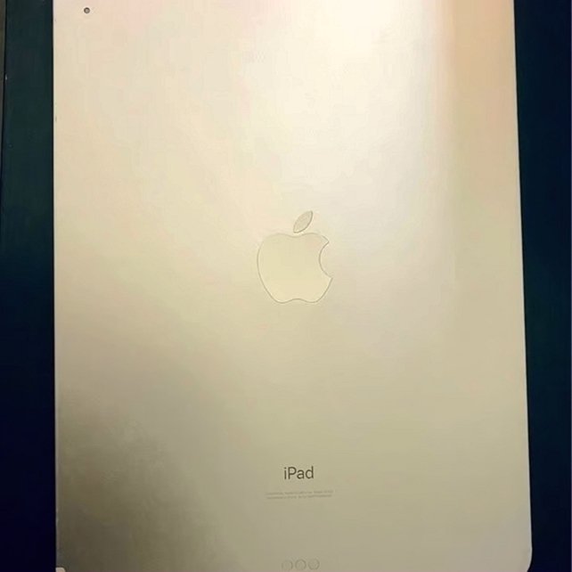 Apple iPad Air 4th Generation 64GB Silver Unlocked - Used image 3