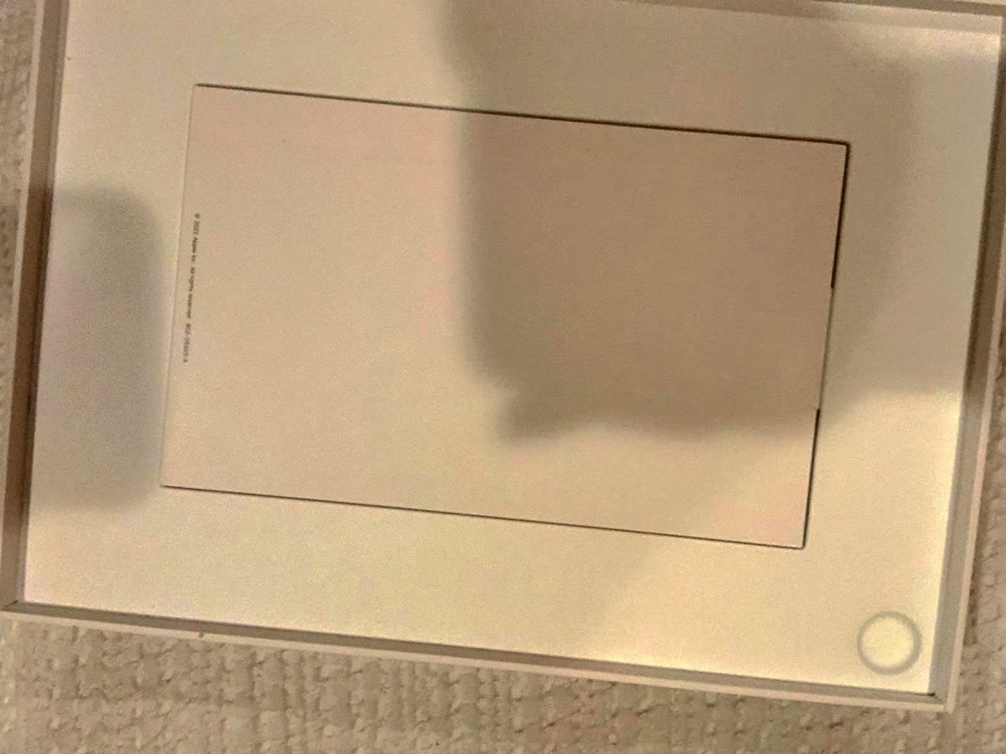 Apple iPad Air 5th Generation 64GB Unlocked - Used image 3