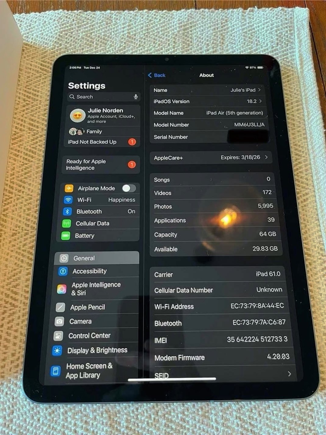 Apple iPad Air 5th Generation 64GB Space Gray Unlocked - Used image 4