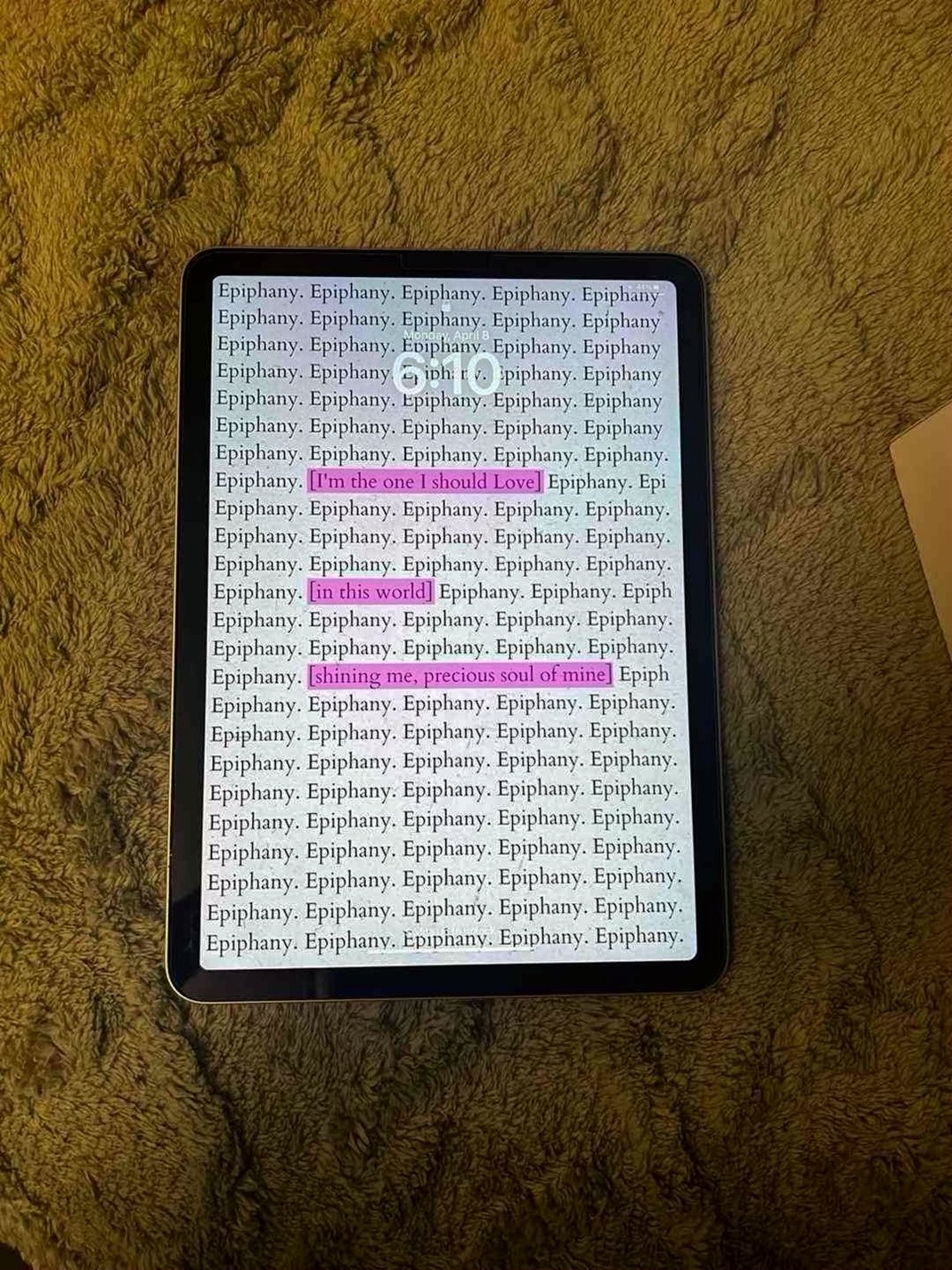 Apple iPad Air 5th Generation 64GB Starlight Unlocked - Used image 3
