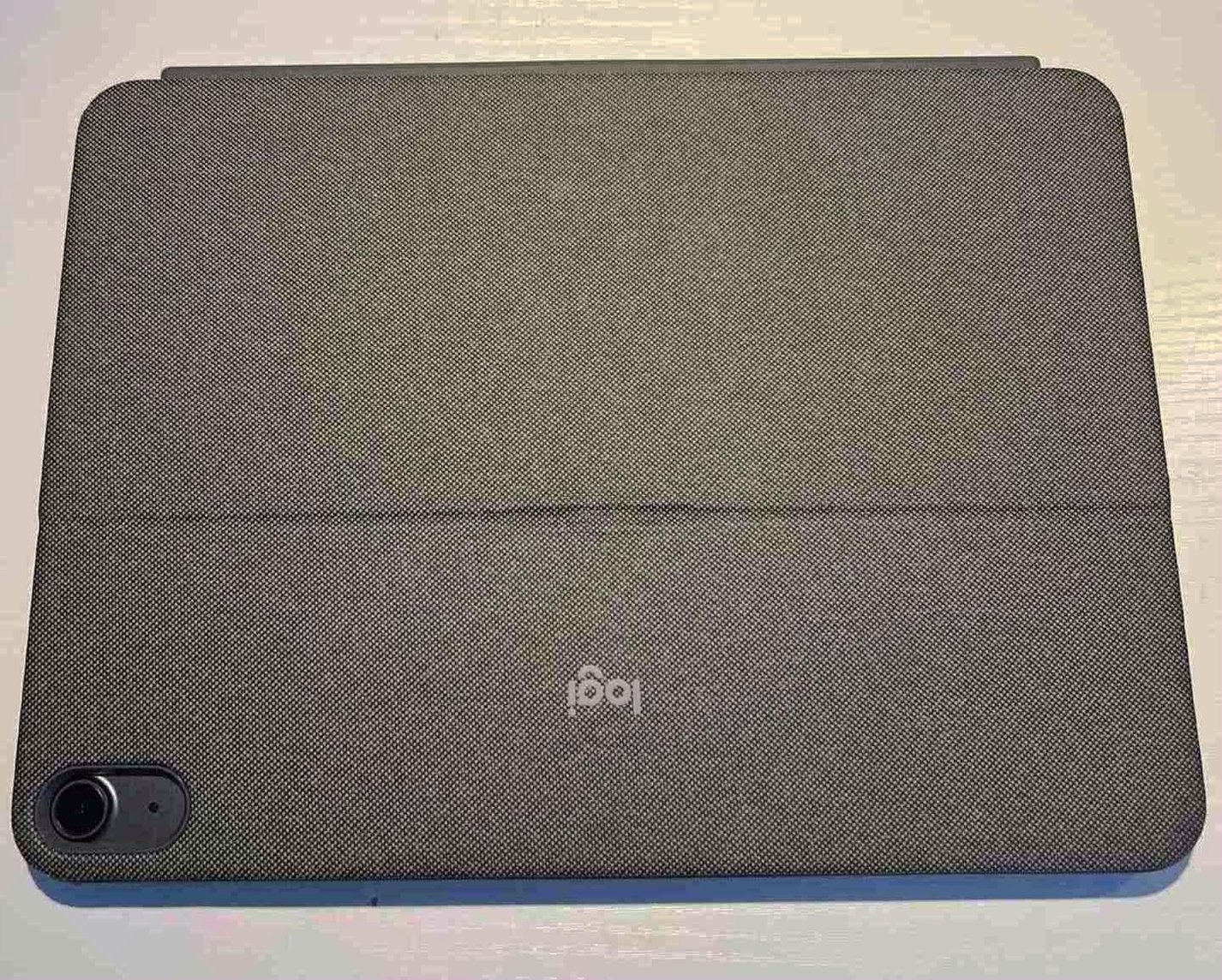 Apple iPad Air 5th Generation 64GB Space Grey Unlocked - Used image 4