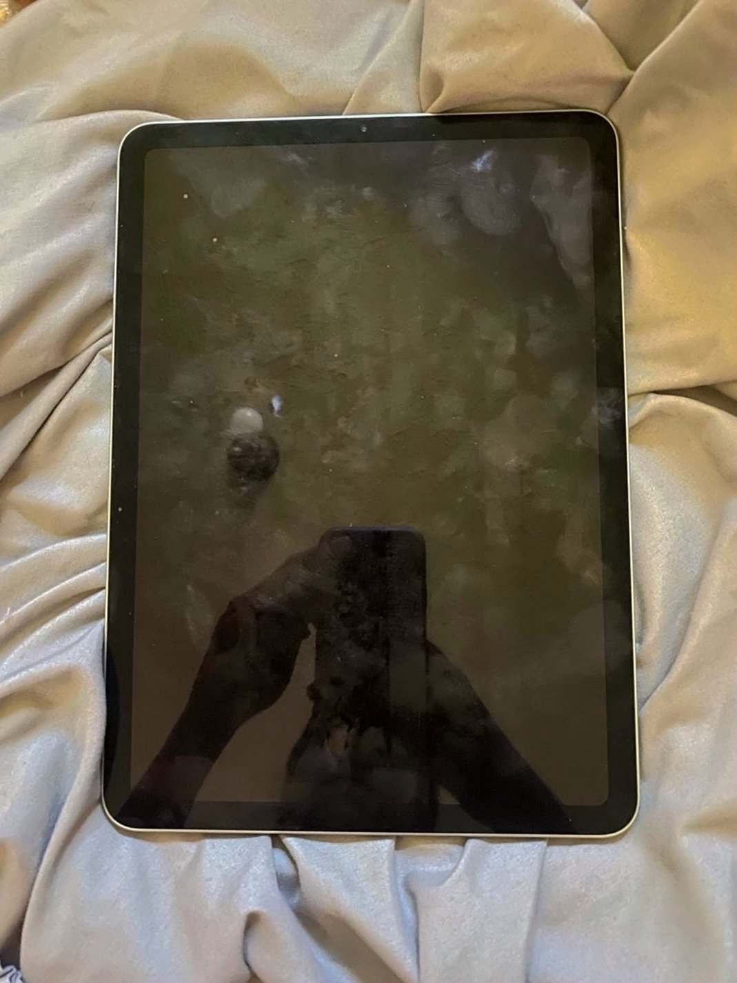 Apple iPad Air (4th gen) 64GB Space Gray Unlocked - Used image 2
