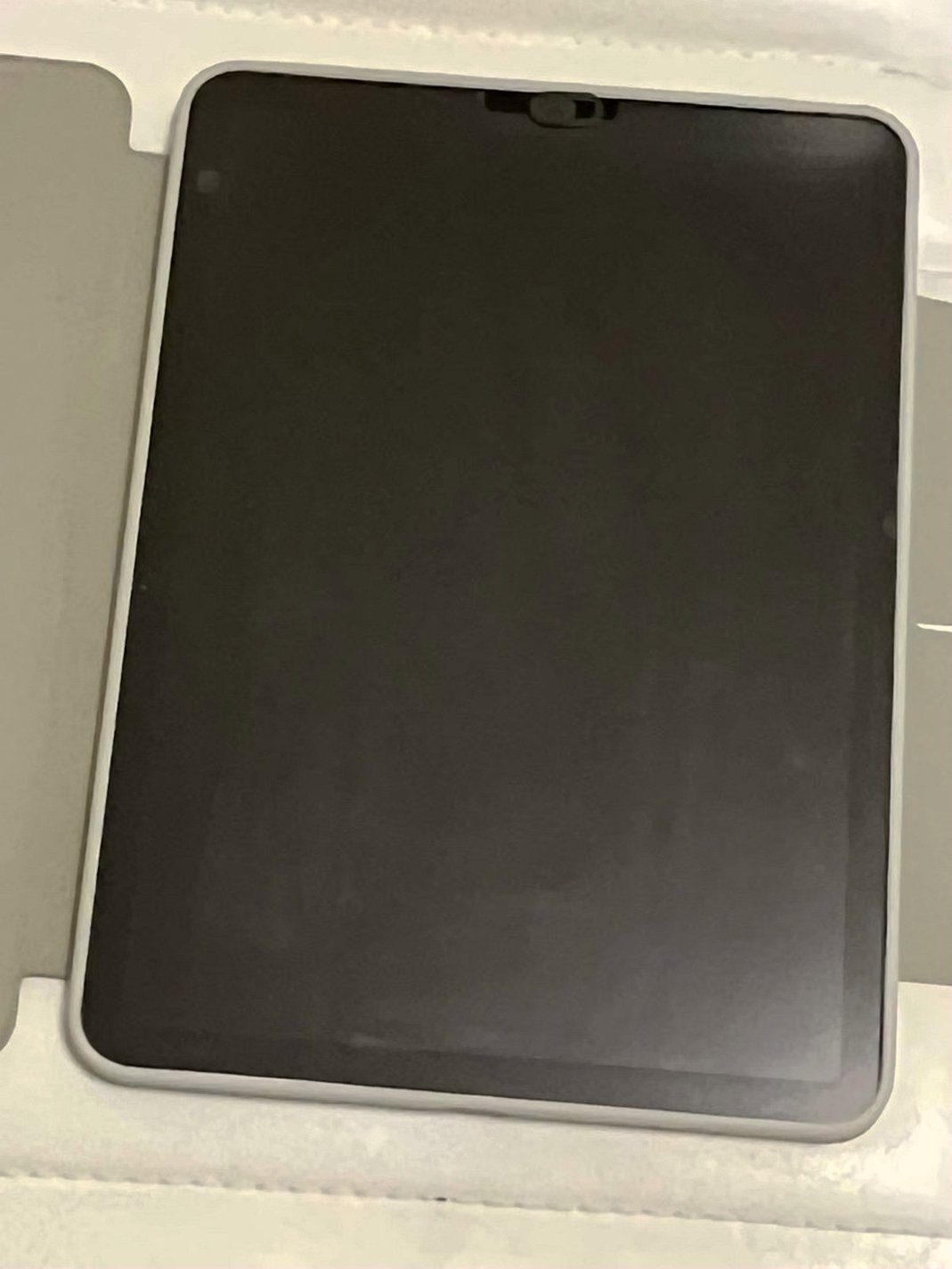 Apple iPad Air 5th Generation 256GB Pink Unlocked - Used image 3