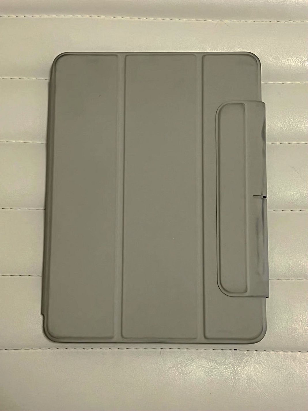 Apple iPad Air 5th Generation 256GB Pink Unlocked - Used image 4