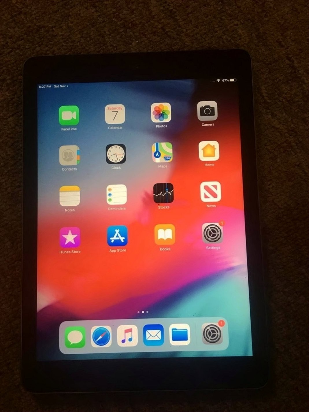 Apple iPad Air 2 64GB Space Gray Unlocked - Used image 2