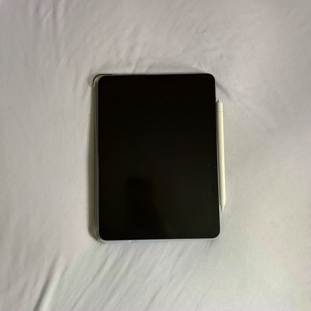 Apple iPad Air 4th Gen 64GB Sky Blue Unlocked - Used