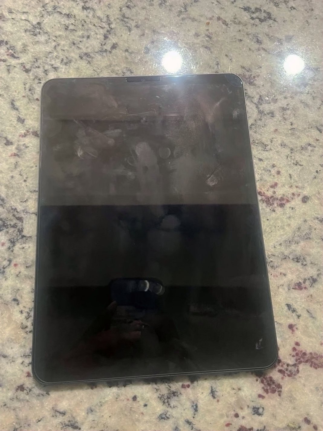 Apple iPad Air 5th Generation 256GB Space Gray Unlocked - Used image 4
