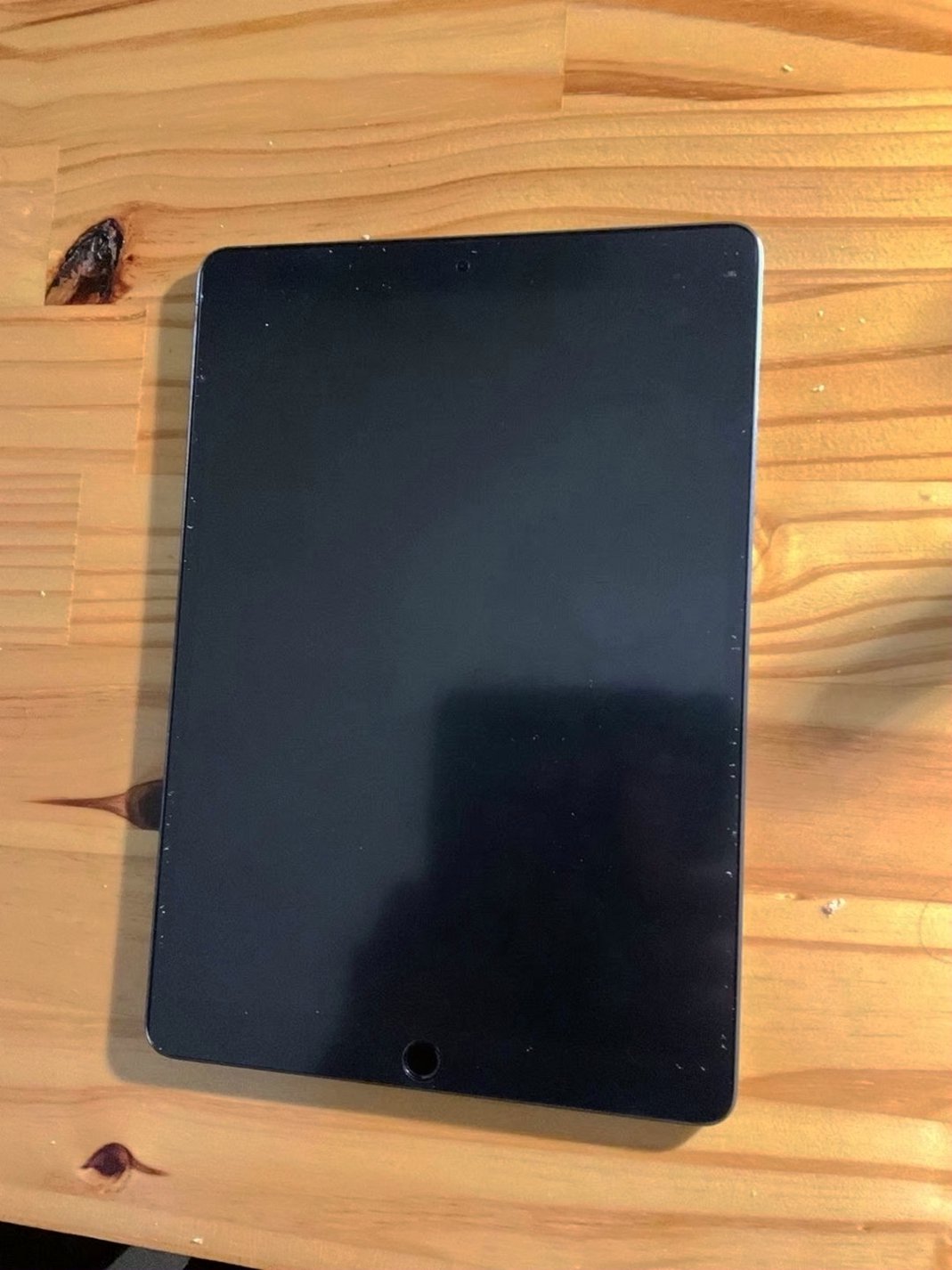 Apple iPad Air 3rd Generation 64GB Black Unlocked - Used image 5