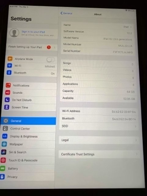 Apple iPad Air 3rd Generation 64GB Space Gray Unlocked - Used image 2