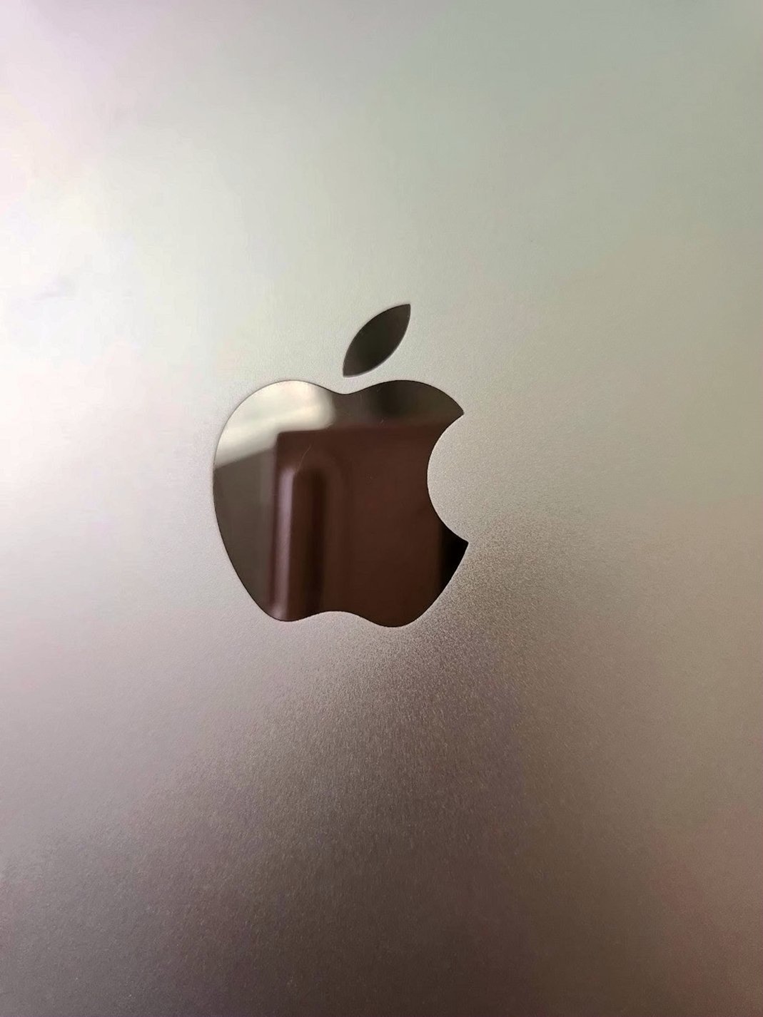 Apple iPad Air 7th Generation 256GB Rose Gold Unlocked - Used image 2