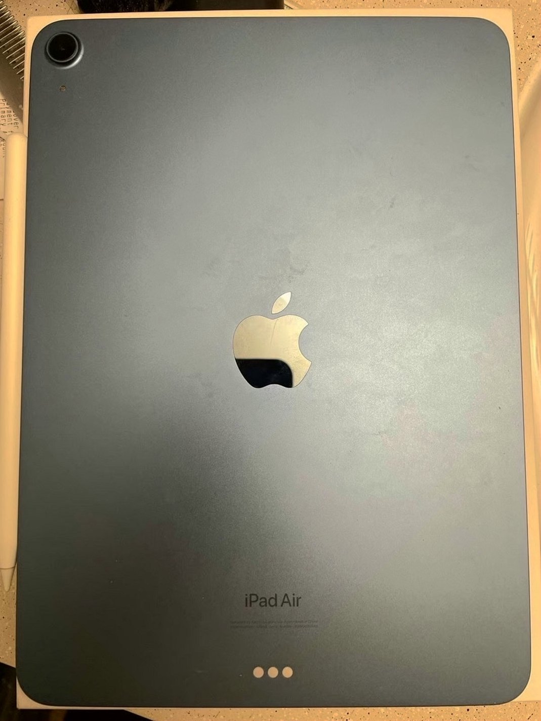 Apple iPad Air 5th Generation 64GB Wifi Unlocked - Used