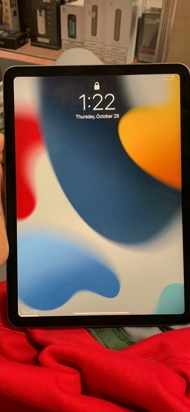 Apple iPad Air 4 64GB Space Gray Unlocked - Used image 2