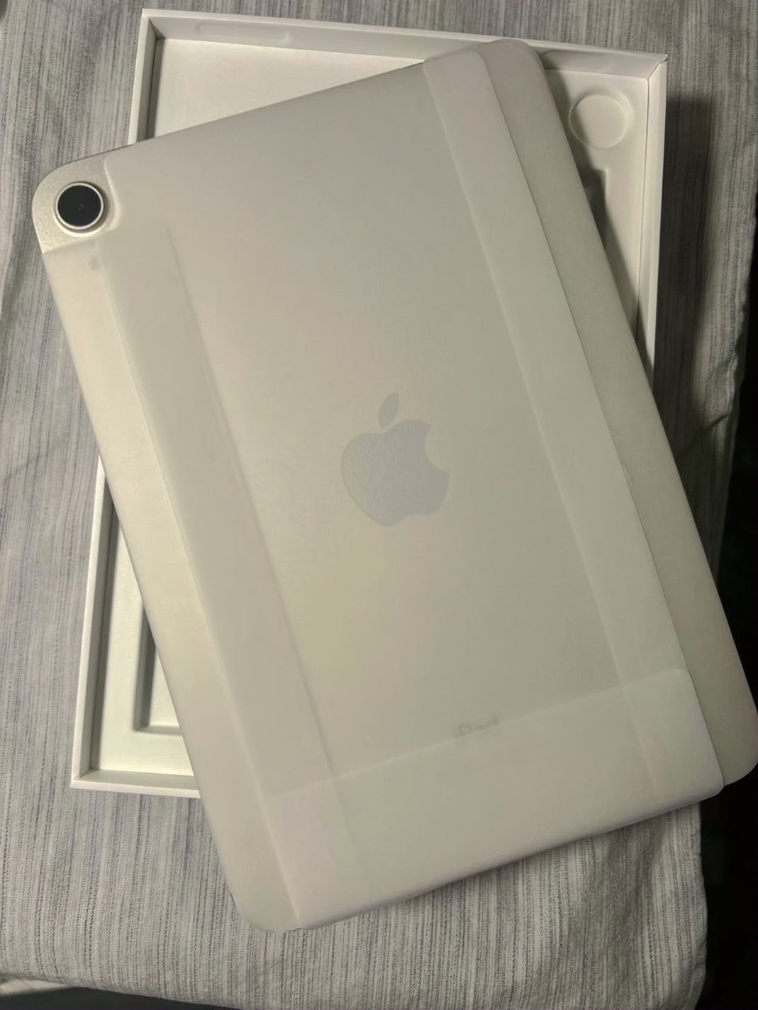 Apple iPad Mini 6th Generation 64GB Starlight Unlocked - Used image 5