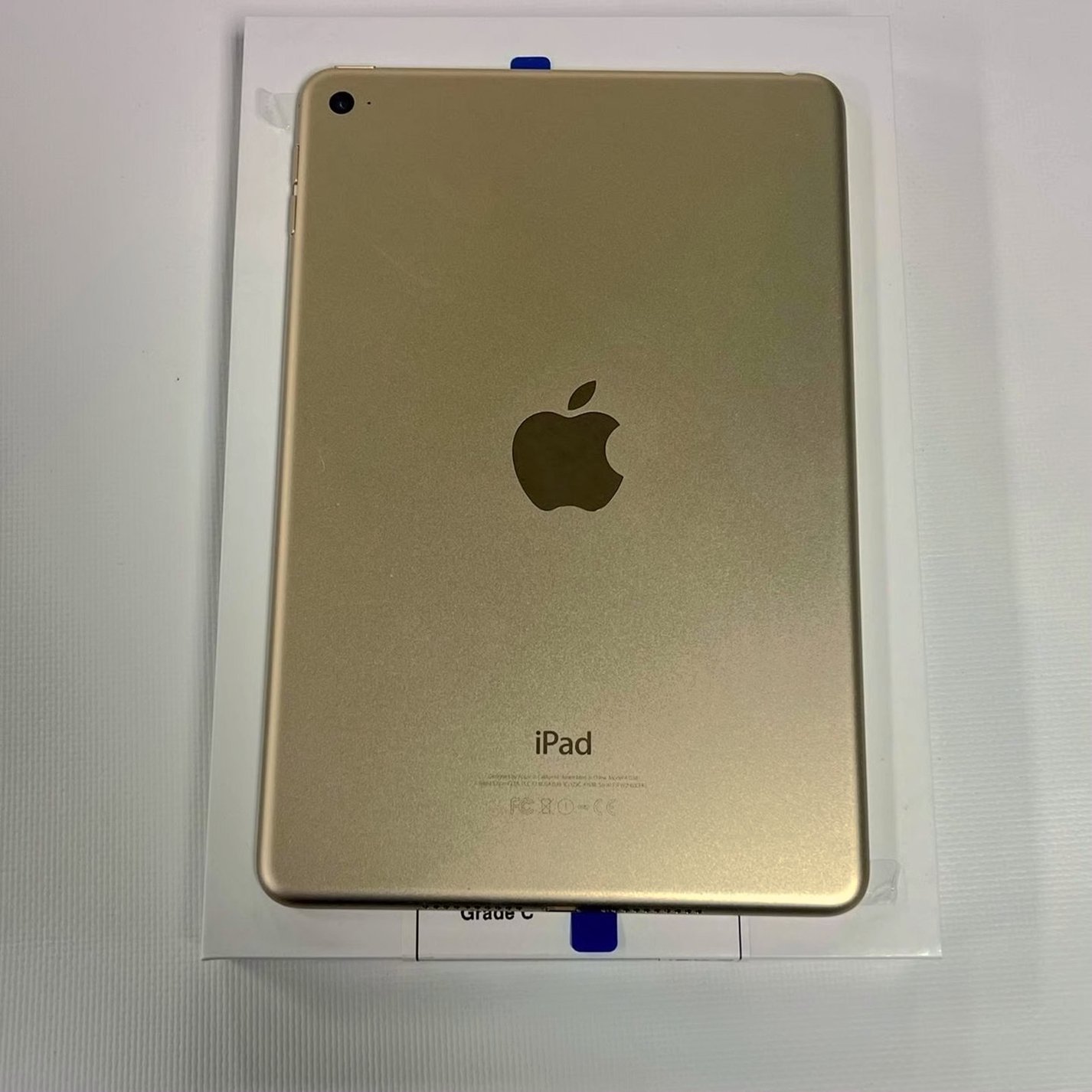Apple iPad Mini 5th 64GB Space Gray Unlocked - Used image 2