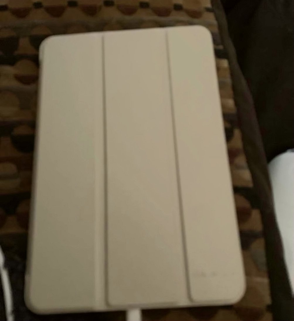 Apple iPad mini 3F27 64GB Space Gray Unlocked - Used image 2