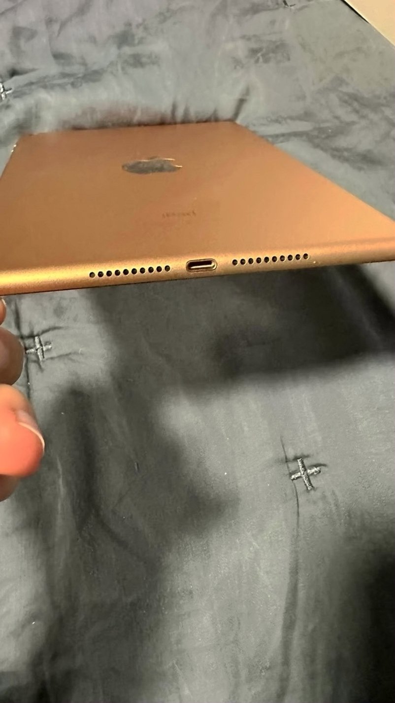 Apple iPad Mini 9A95 64GB Gold Unlocked - Used image 5