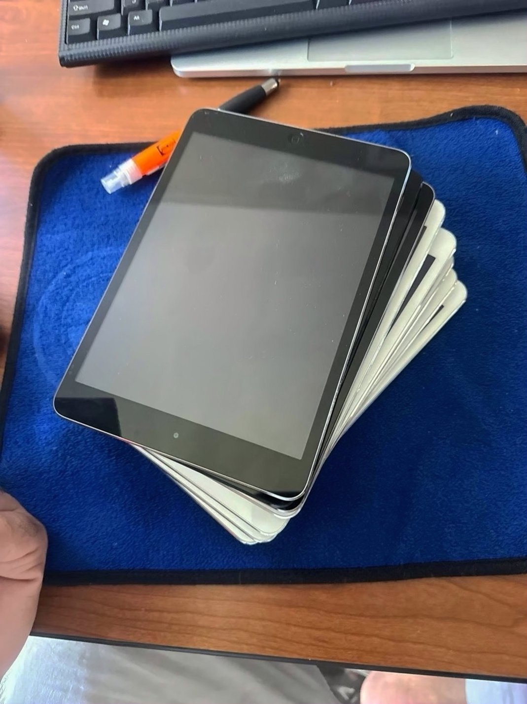 Apple iPad mini 2nd Generation 16GB White Unlocked - Used