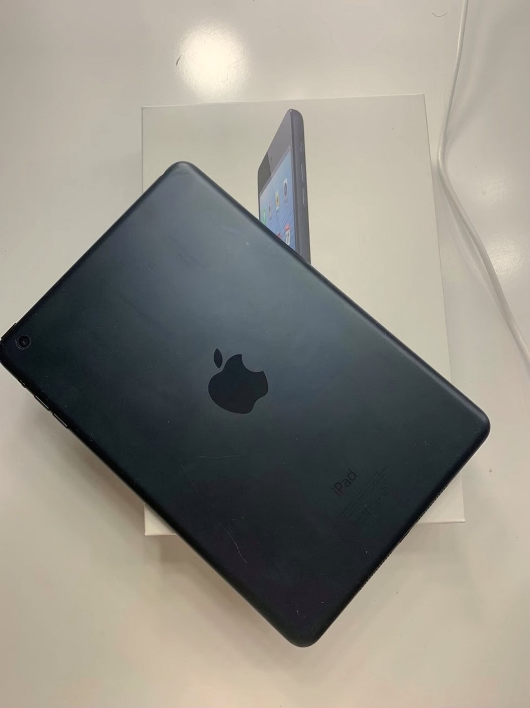 Apple iPad Mini 1st Generation 16GB Black Unlocked - Used