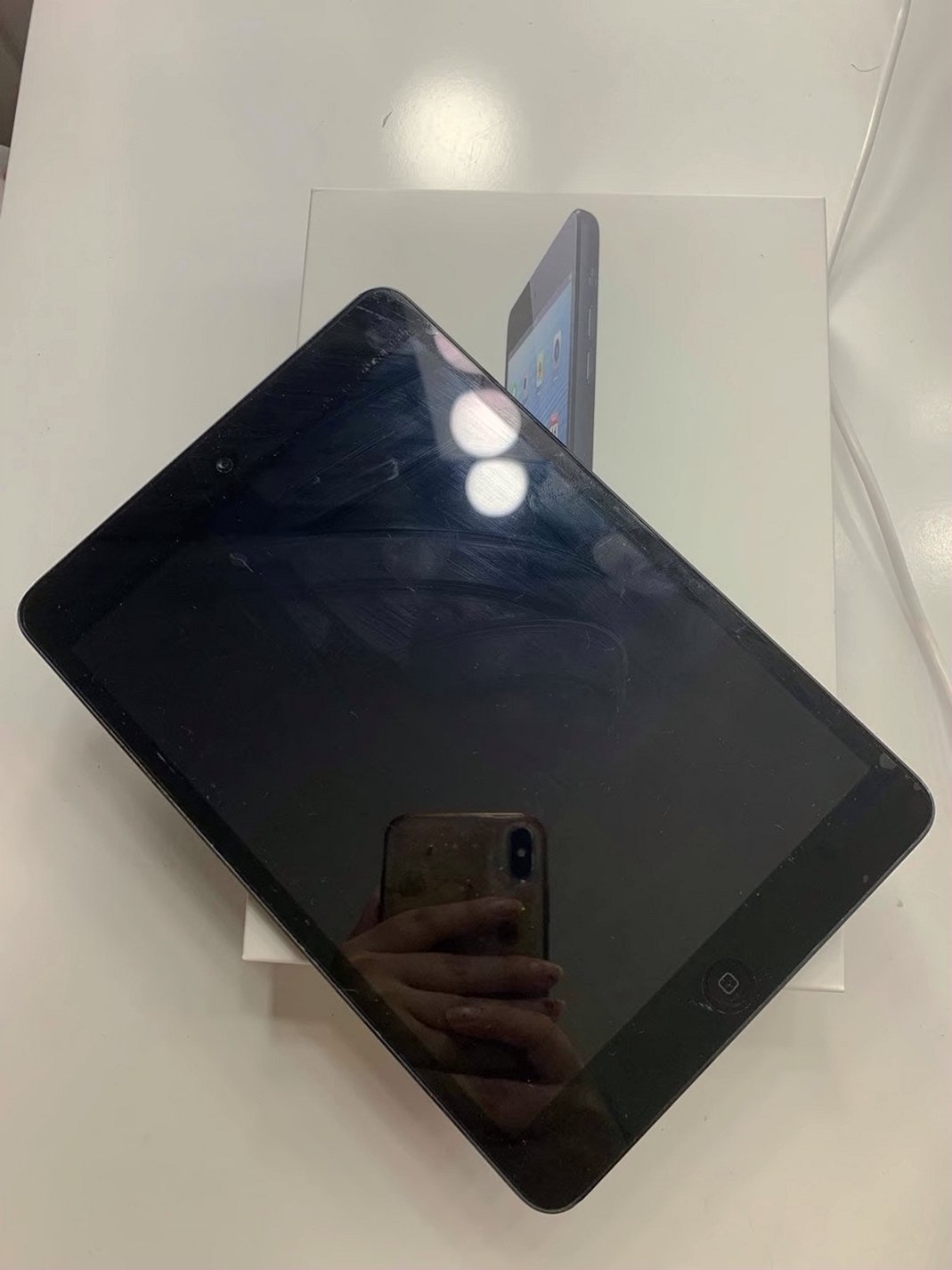 Apple iPad Mini 1st Generation 16GB Black Unlocked - Used image 2